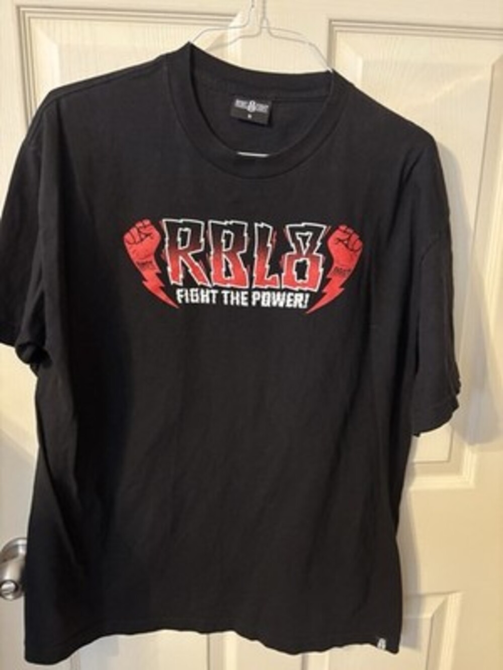 Rebel8 RBL8 Fight The Power Graphic T-Shirt Black Red XL Streetwear